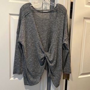 She + Sky Women’s open back gray tunic